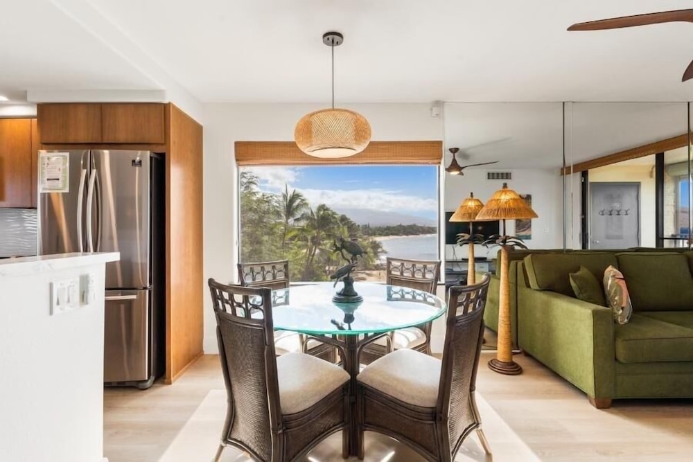 Kihei Beach, #510 2 Bedroom Condo by RedAwning view 2