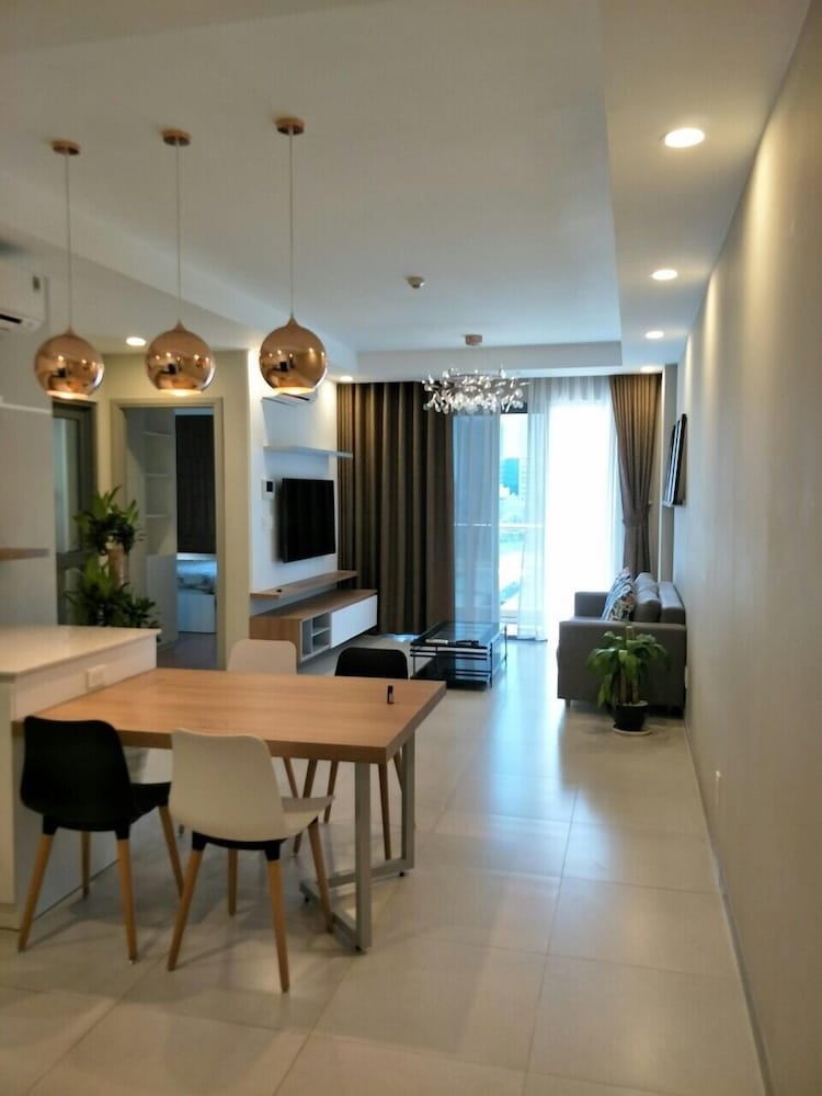 The GoldView Luxury Apartment