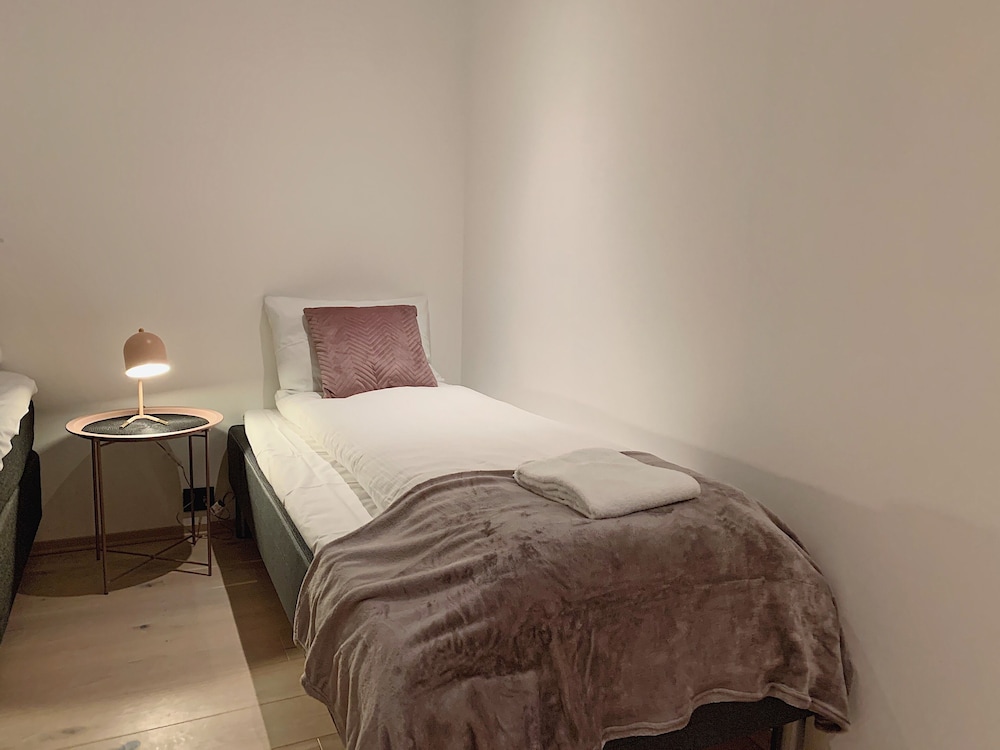Arctic Homes  Homestay Villa view 5