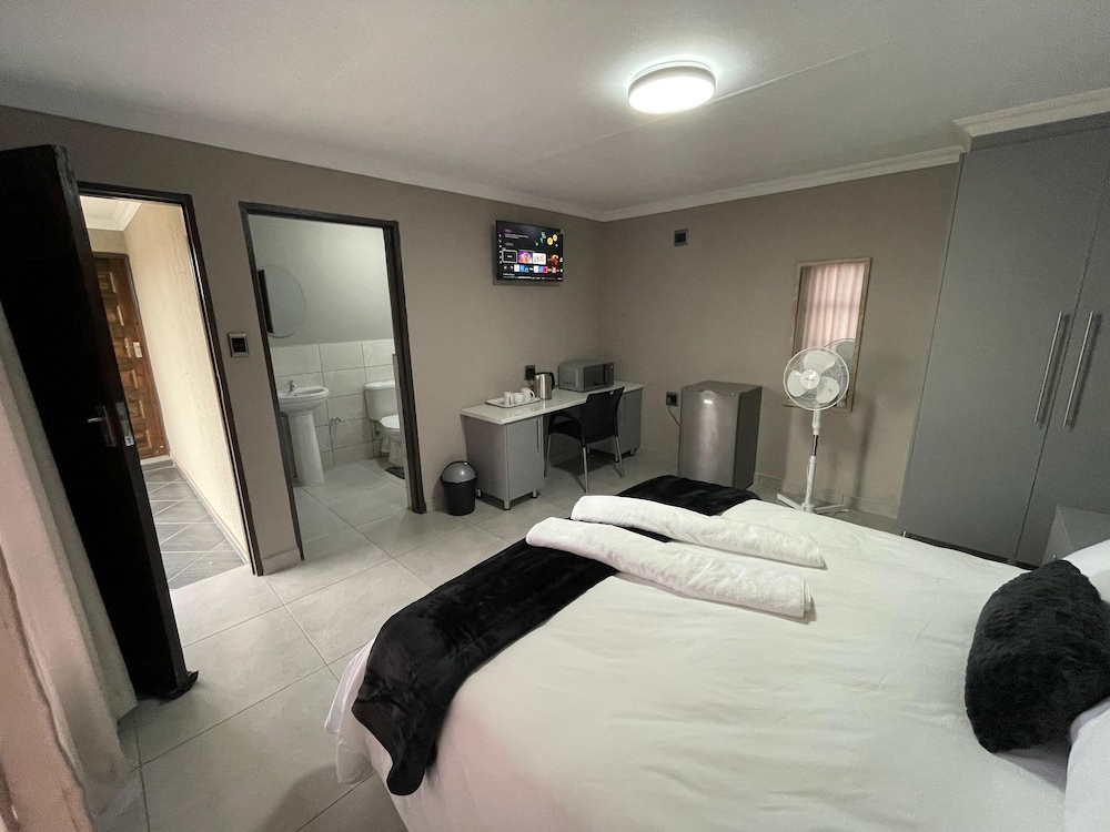 Vation Nation Guest House