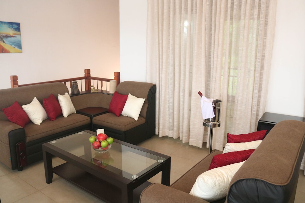 Holistic Villas Hills view 2