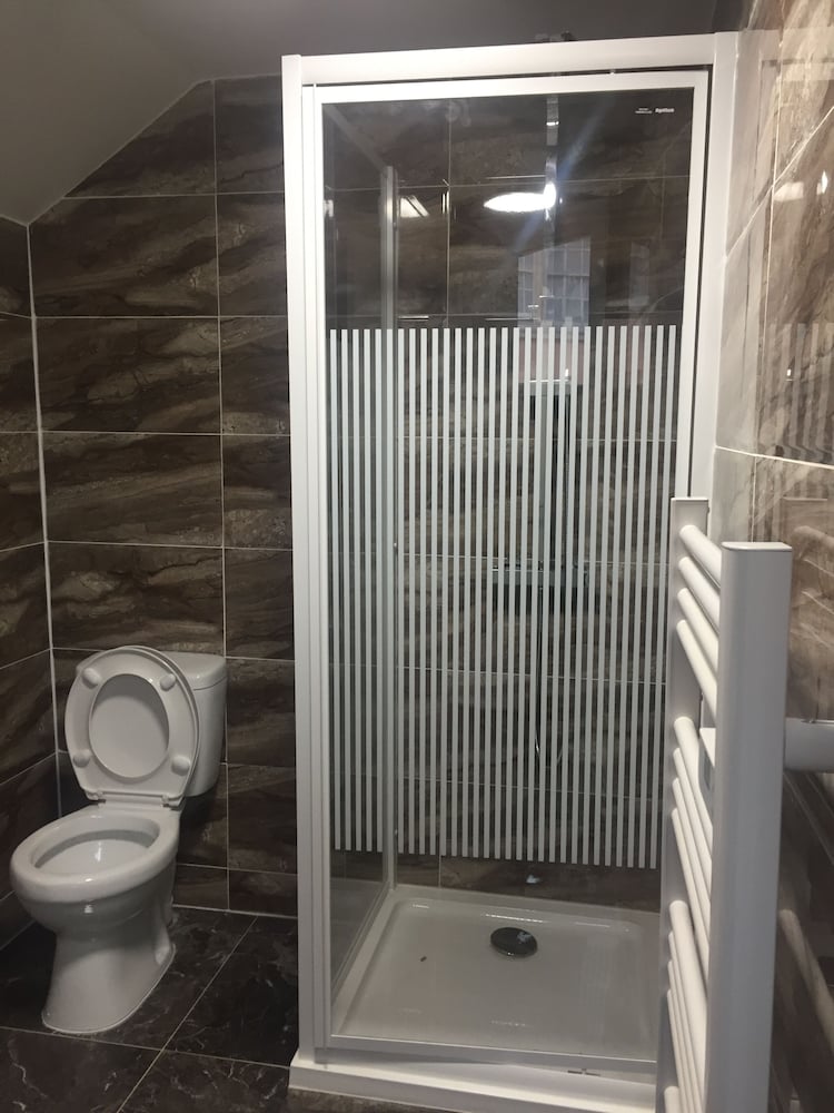 Rahman Hostel - Manchester