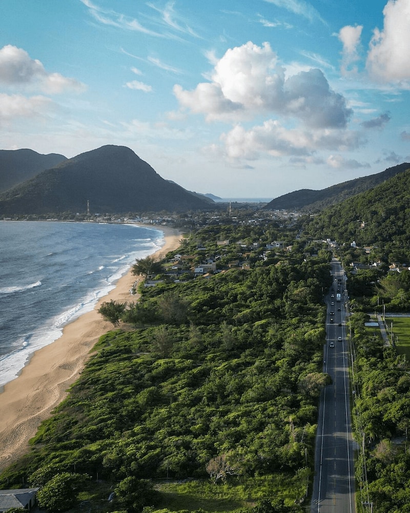 Pé na Areia Encanto da Armação