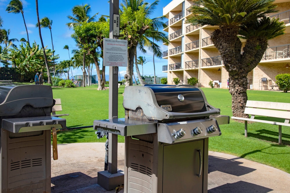 2BR/2BA Oceanfront Condo in Maui Sunset