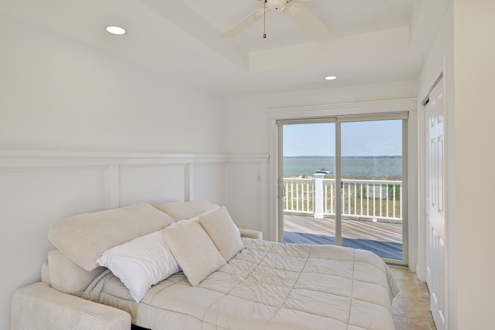 Panoramic Ocean Views: Westhampton Haven w/ Pool