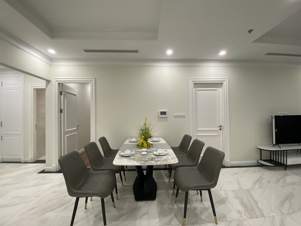 Hateco Laroma Royal Apartments