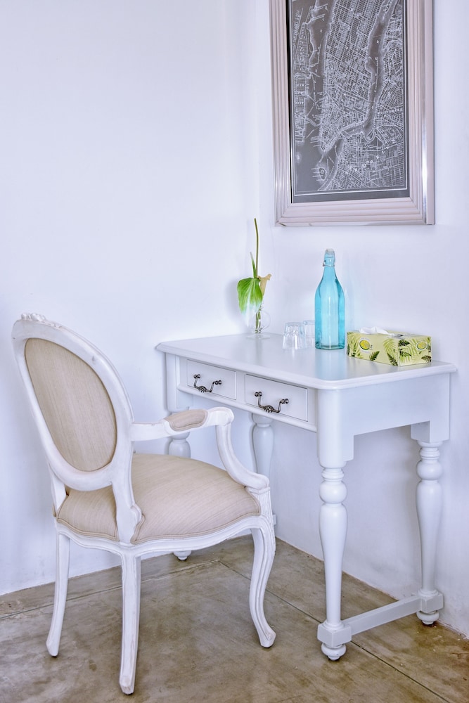 Villa Santé by The Serendipity Collection