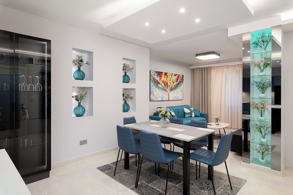 Stylish Cosy 2BR APT near Tigne Point