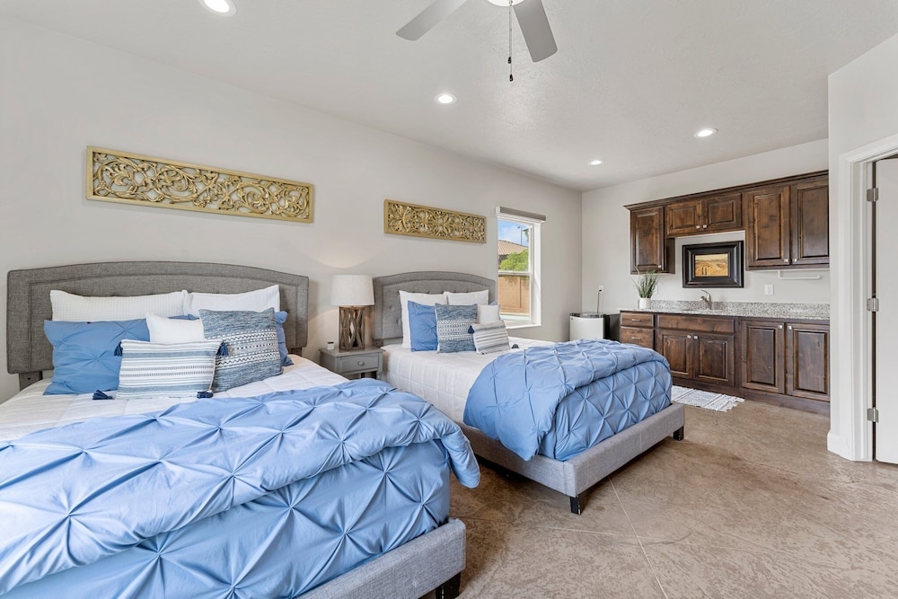Lakeside Oasis At Sand Hollow 4 Bedroom Home