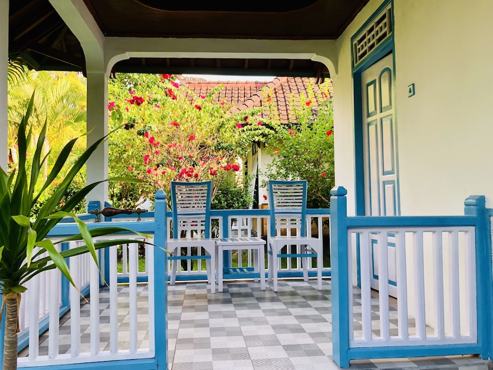 Pelangi Cottages and Restaurant
