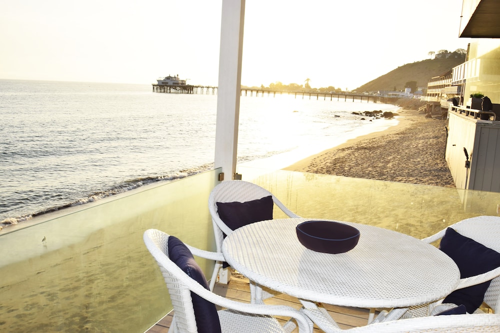 Malibu Beach Paradise Apartments