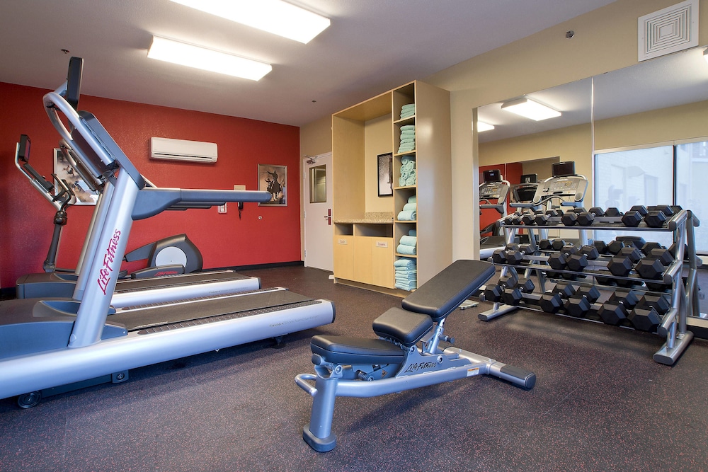 Dodge City Vacations - TownePlace Suites by Marriott Dodge City - Property Image 12