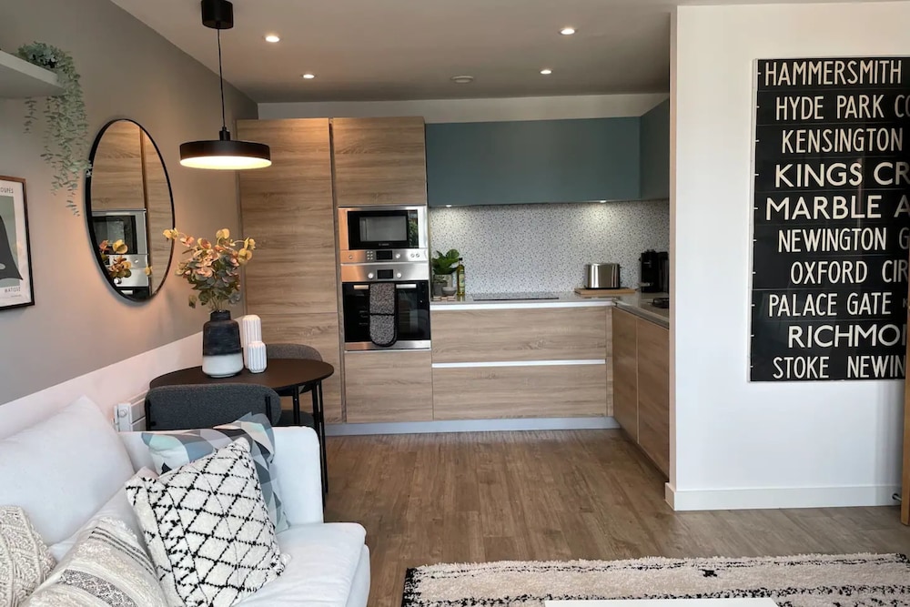 Chic 1 Bedroom Apartment Near Tooting Broadway