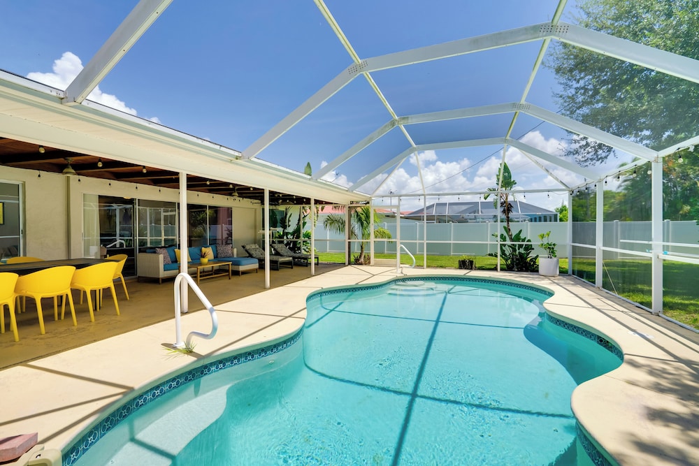Heated Saltwater Pool < 2 Mi to Yacht Club Beach!