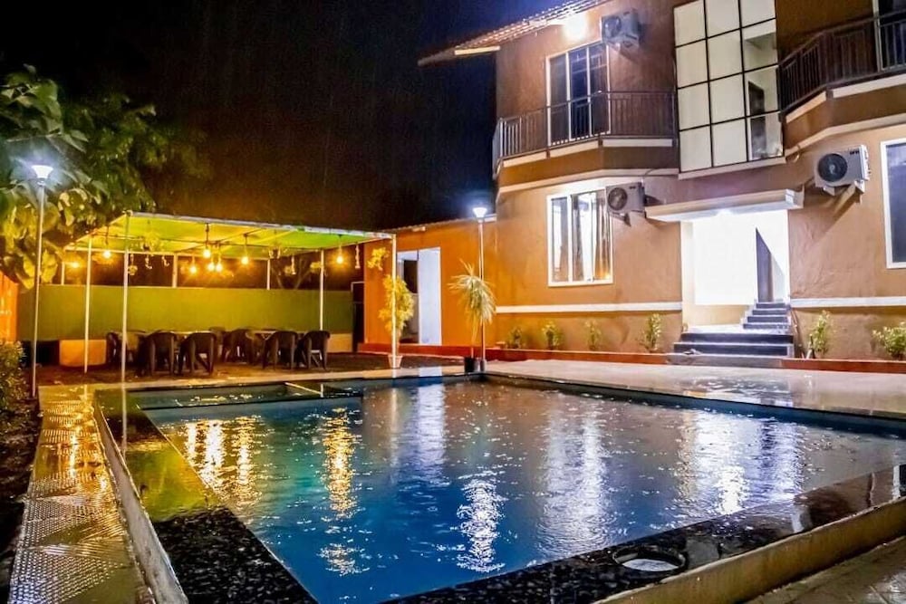 Seasons The Resort