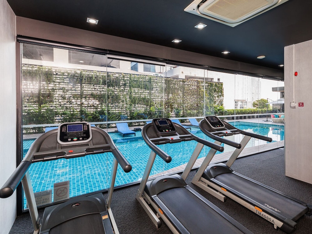 Mövenpick Residences Ekkamai Bangkok 26