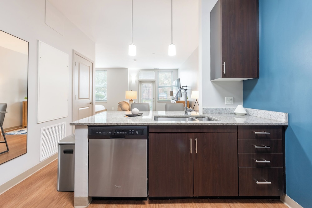 Landing Furnished Apartments South End Stratford