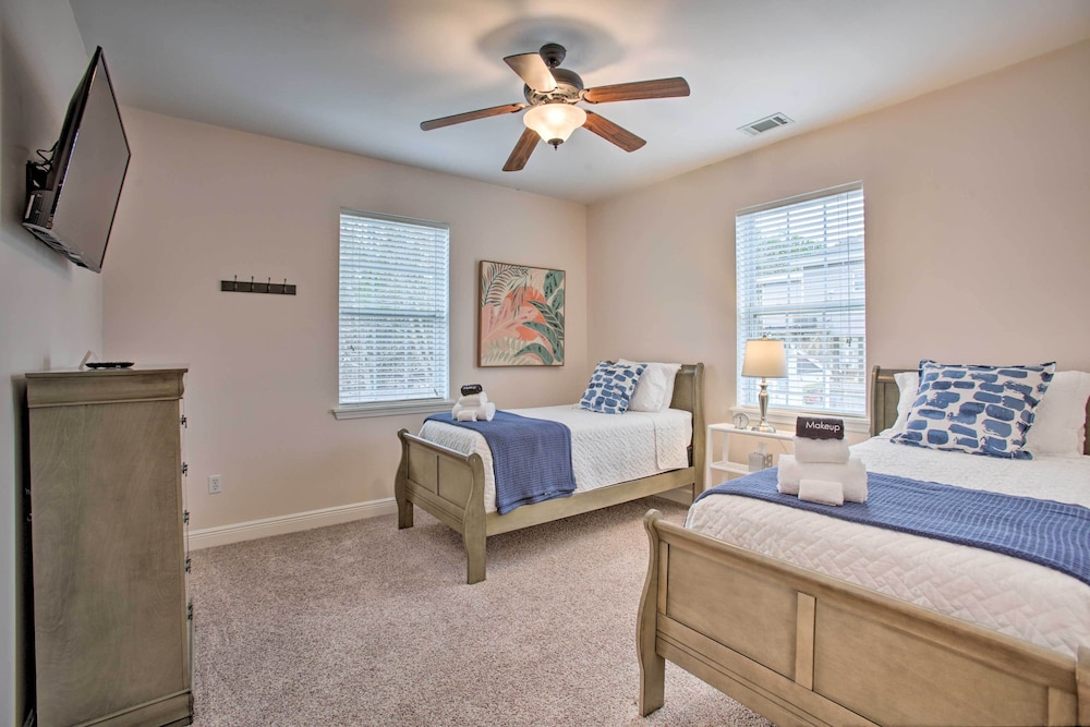 Waveland Home Near Beach: Pets Allowed! view 5
