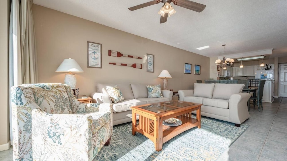 Pelican Beach Terrace 1203