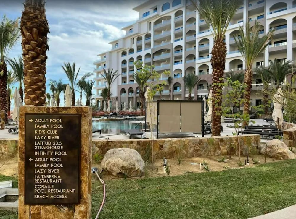 2BD Villa La Valencia Ocean View 5 Star Resort
