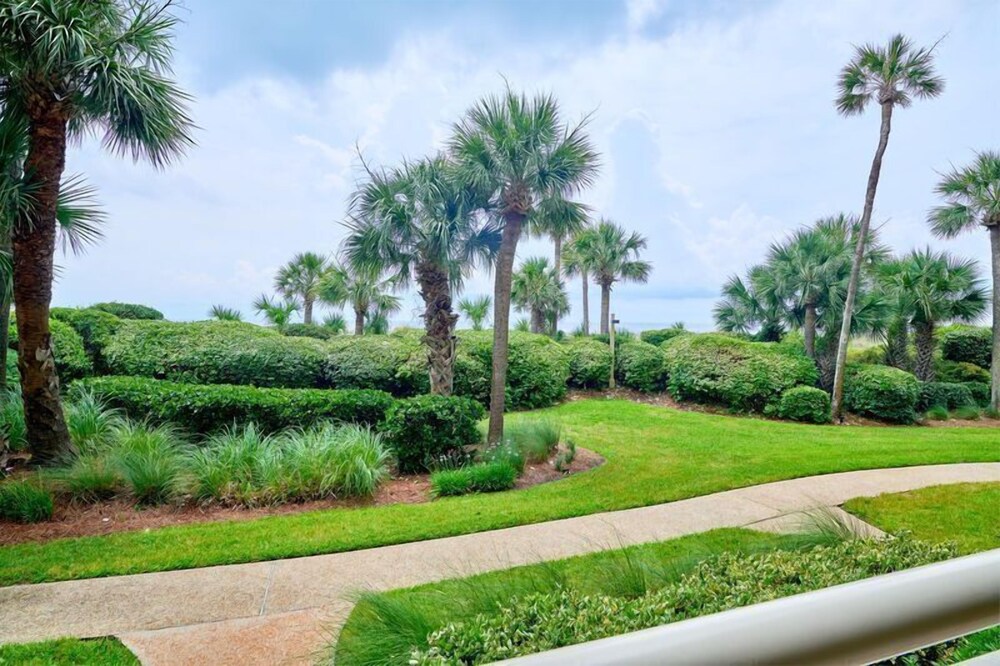 Beaufort Vacations - Sunswept at Hilton Head Island 2 Bedroom Holiday Home - Property Image 1