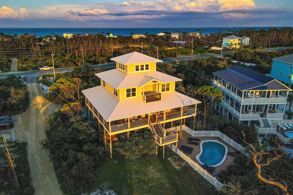 Walk to Ocean: Beach House w/ Pool in Port St Joe!