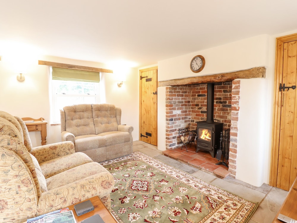 Postbox Cottage
