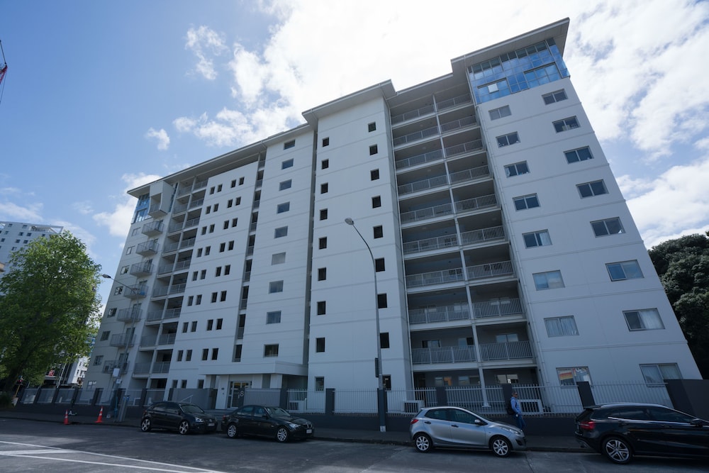 2 Bedroom Apartment in Central Location — Auckland
