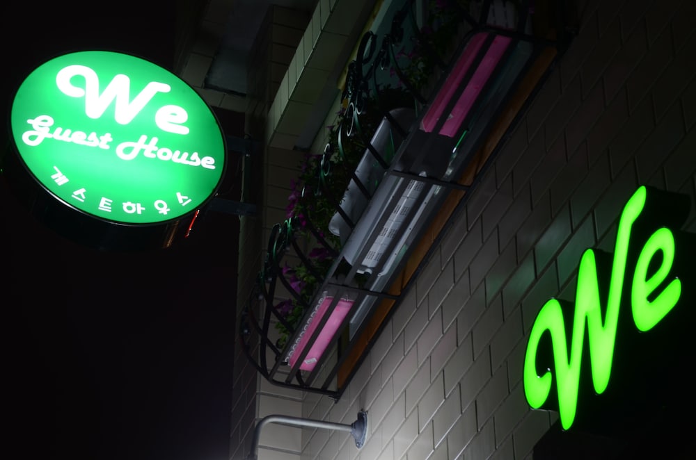 We Guest House - Hostel