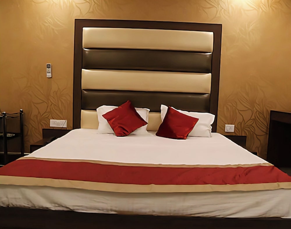 Hotel Mona Regency