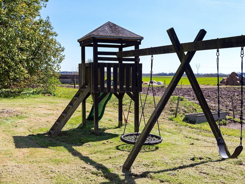 Rustic Farmhouse Getaway - By Traum Ferienwohnungen view 3