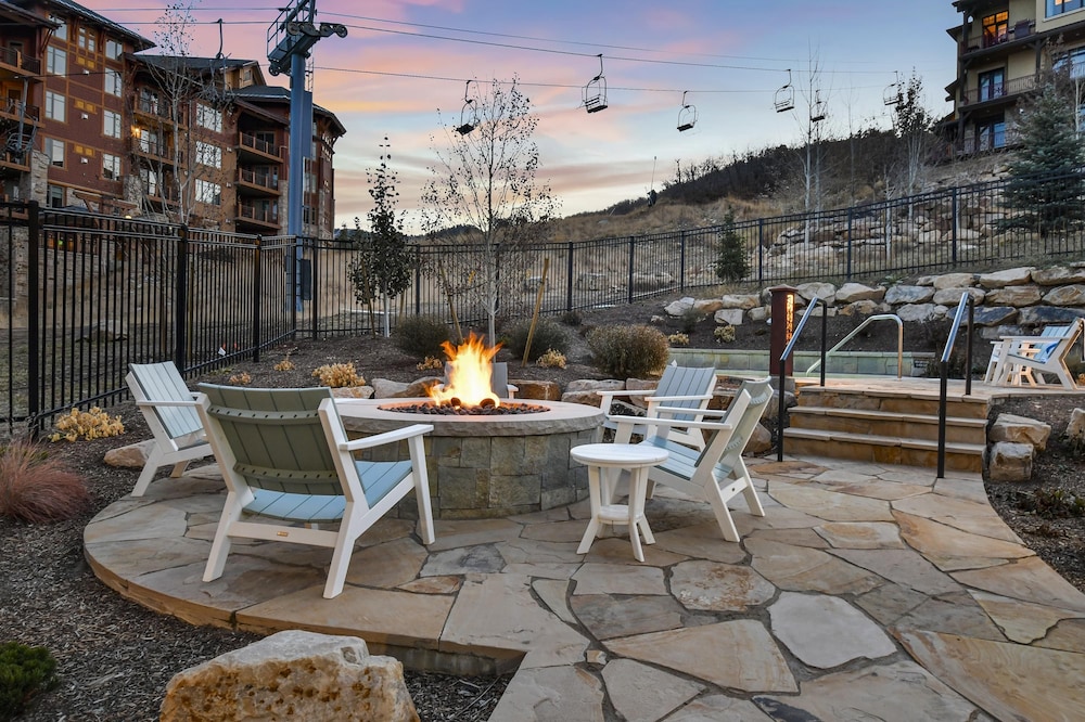 Lift Condo With Ski-in out w Village Access hot tub Fitness Center ski Rentals On-site view 3