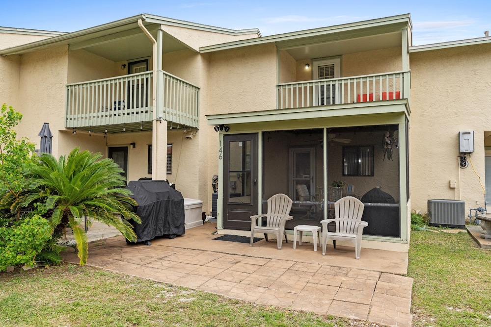 Gulf Highlands by Book That Condo