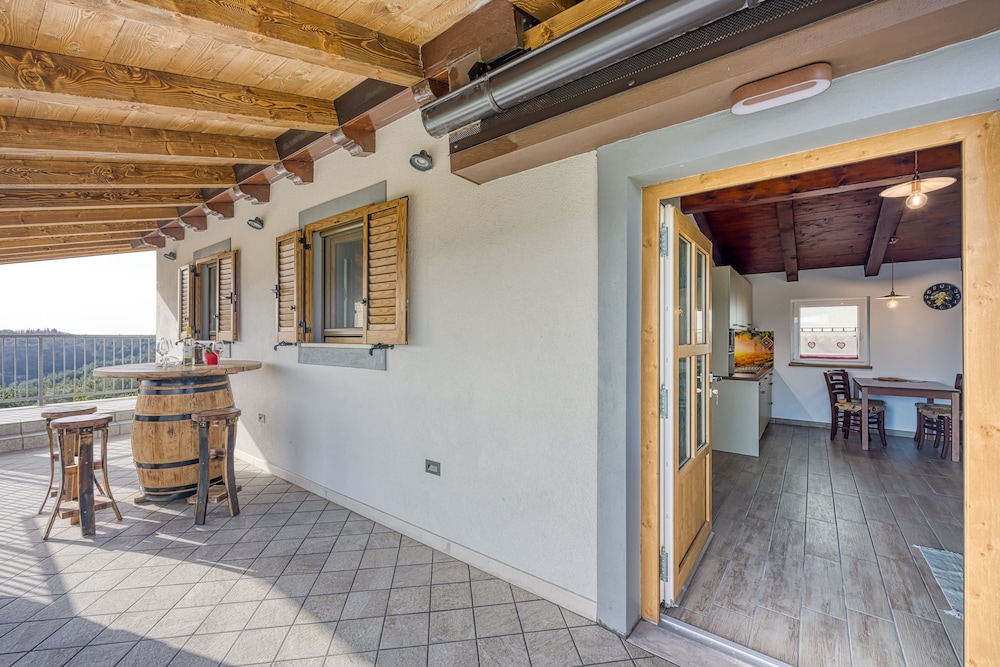 Tourist Farm Tonin - Apartment 3