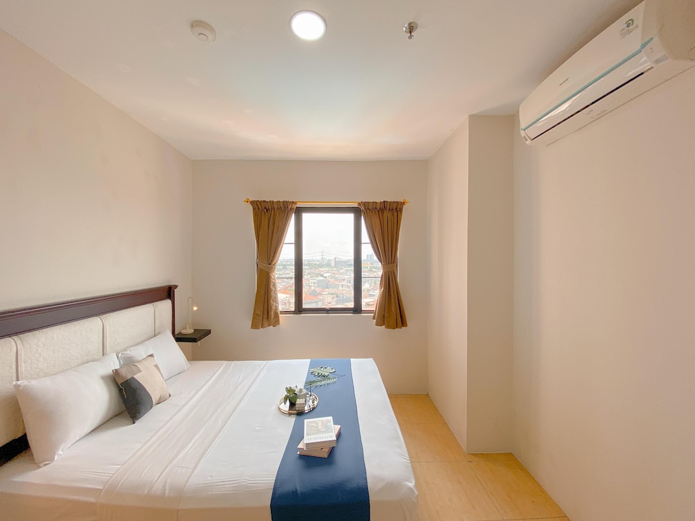 Minimalist and Comfy 2BR Apartment Puri Garden