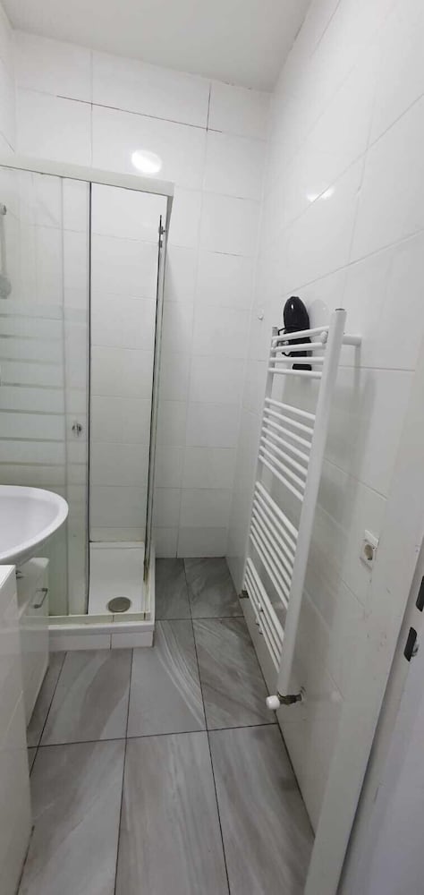 Spacious 5BR Apt 6 to Min Enkplatz
