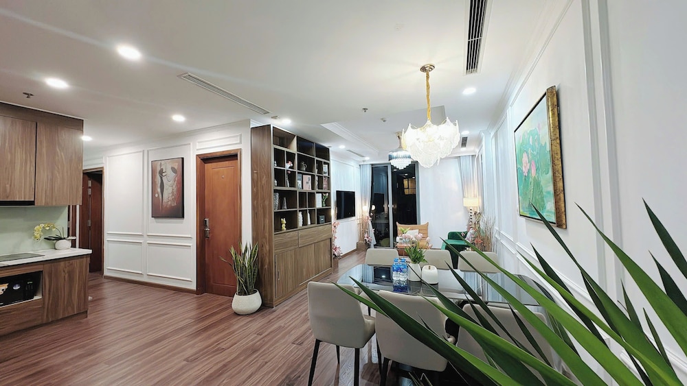 Sunny - Vinhomes Times City Park Hill