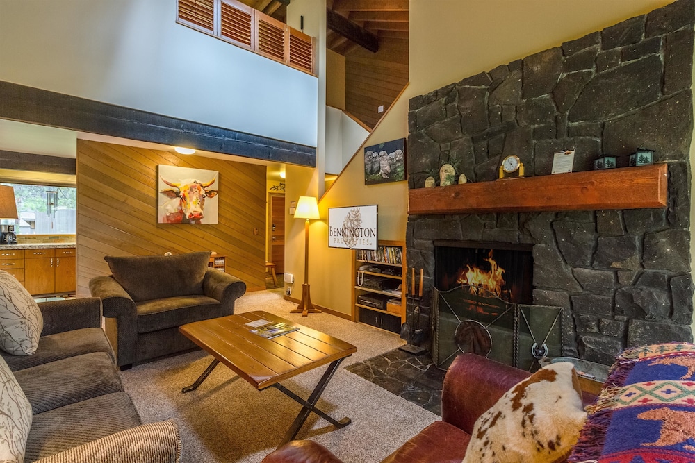 Meadow House Cndo 8