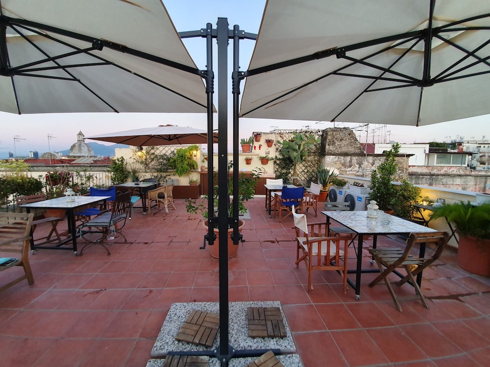 The Spanish Palace suites, rooms, apartments & terraces