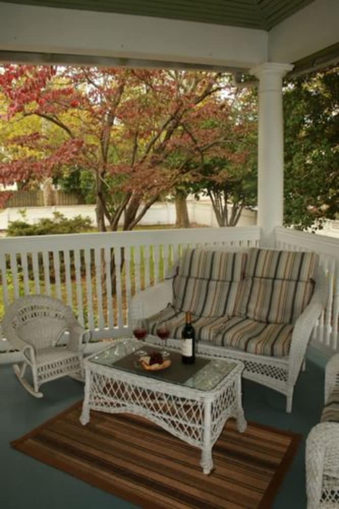 Fig Street Inn