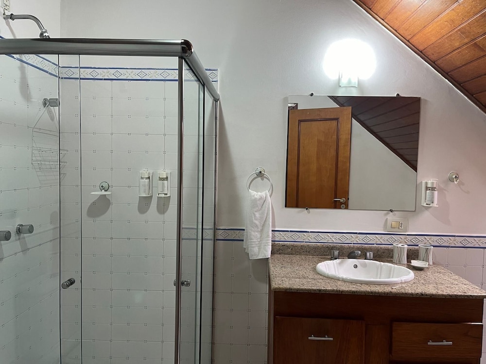 Cerejeira Guest House
