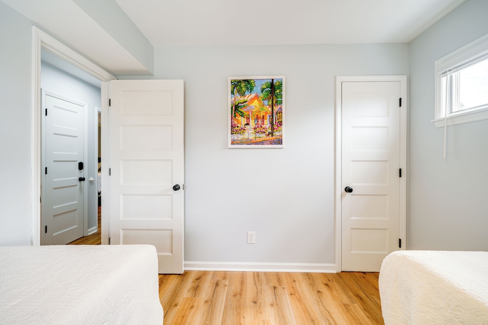 Steps to Beach: Centrally Located OBX Home!