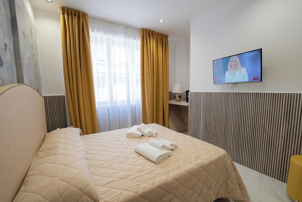 H. G. Boutique Toledo Napoli Centro by ClaPa Group Dislocated Hospitality