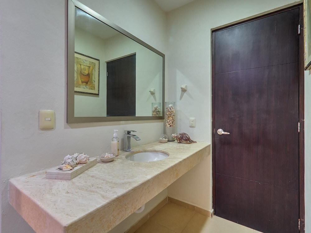 Casa Cocovero s - Yucatan Home Rentals view 5