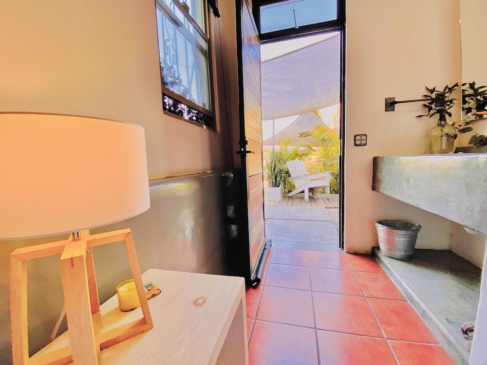 Perro Surfero Hotel Boutique - Todos Santos, BCS