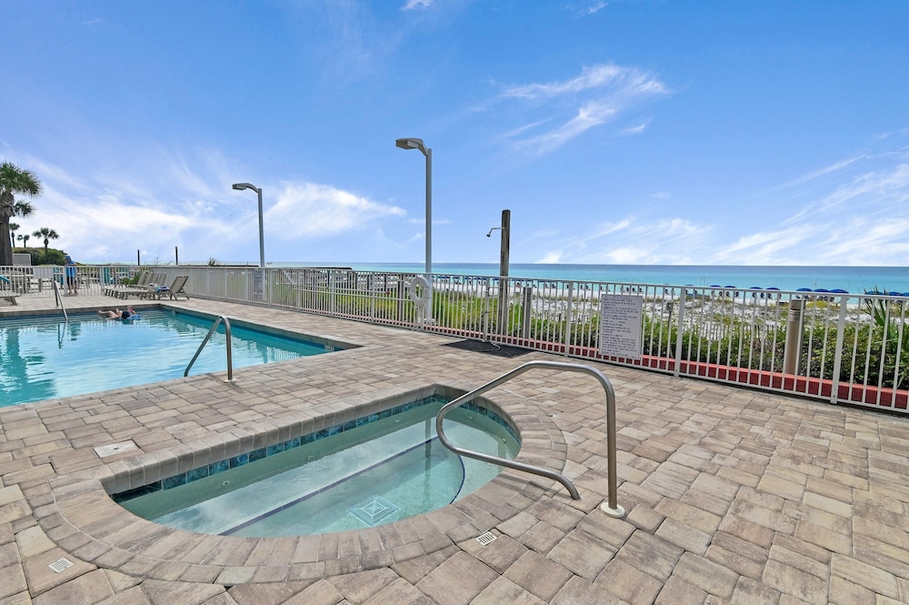 Inn at Crystal Beach 611