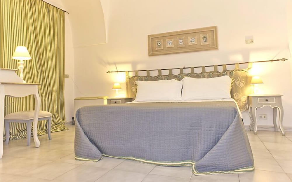 Iris Bed and Breakfast