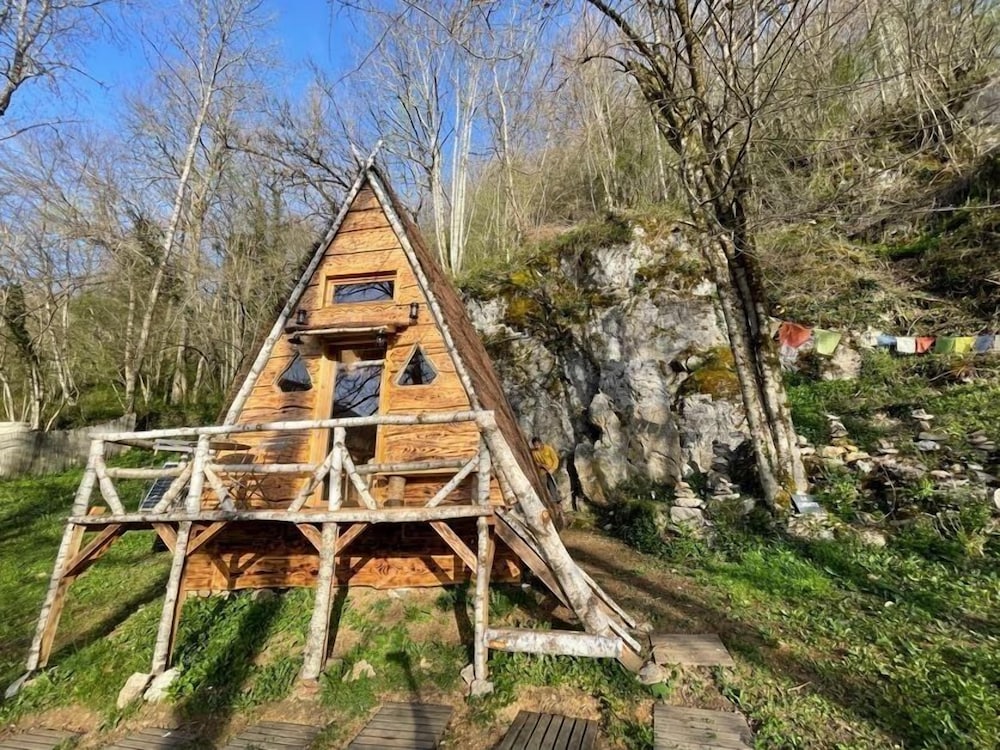D'tente Skylodge Skali