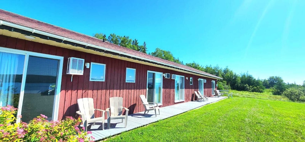 Baddeck Inn