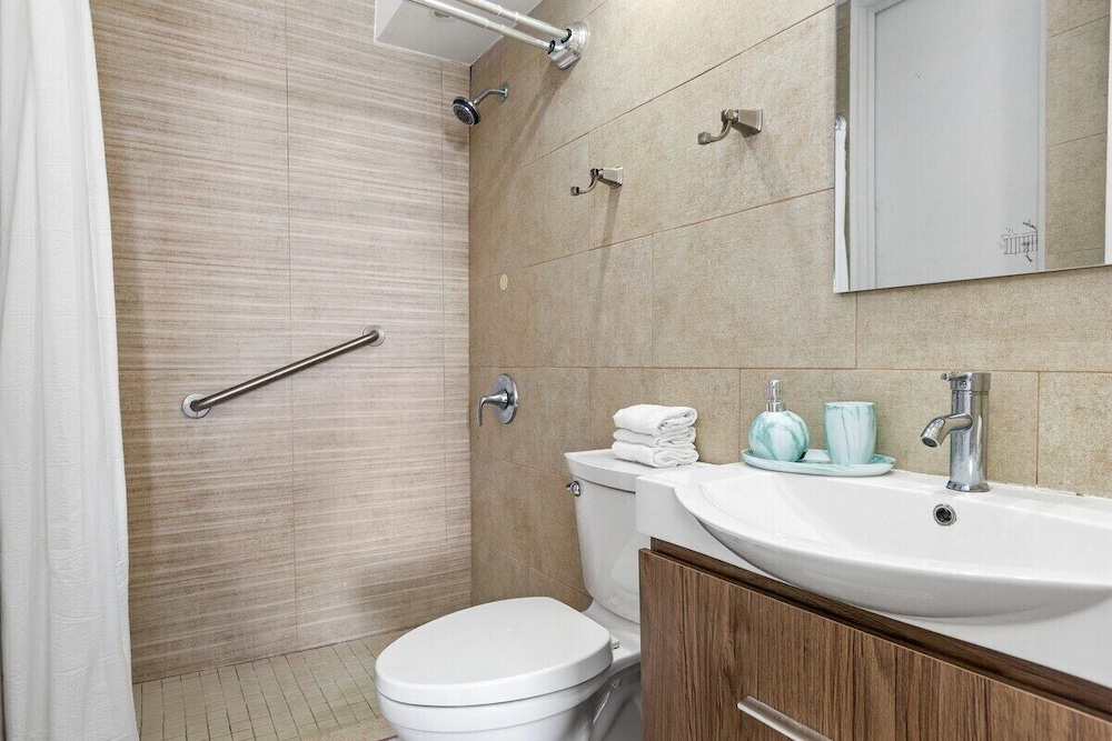 Puerto Rico Condado Beachfront w Pool Rental Otium Rentals - Property Image 14
